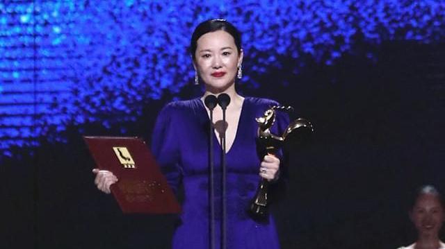 咏梅夺金鸡影后：很幸运