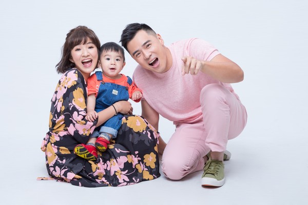 窦智孔,帏帏,儿子大褔全家福.