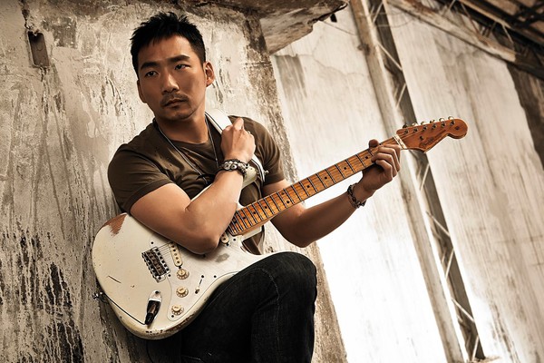 五月天吉他手石头