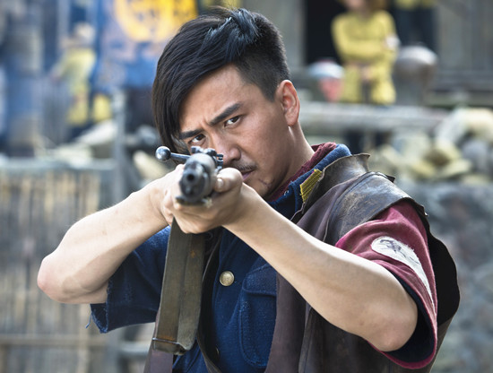 决杀翟天临对阵王志飞演绎智慧型硬汉