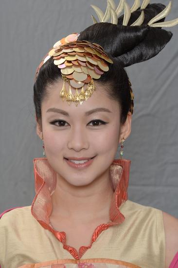 岑丽香