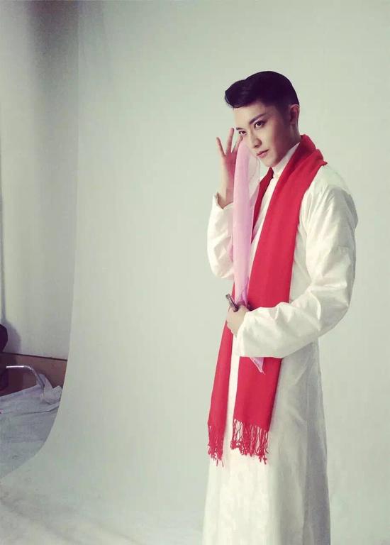 《灰雁》热拍 陈威翰诠释梅兰芳显张力