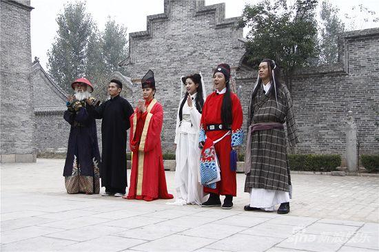 玲花扮东方不败 李艺彤曾毅饰神雕侠侣_手机新浪网