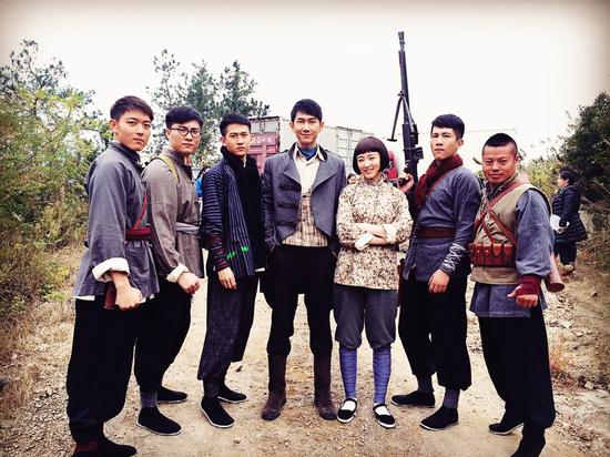 沈雨《双枪》横店热拍 惠儿变身巾帼女杰