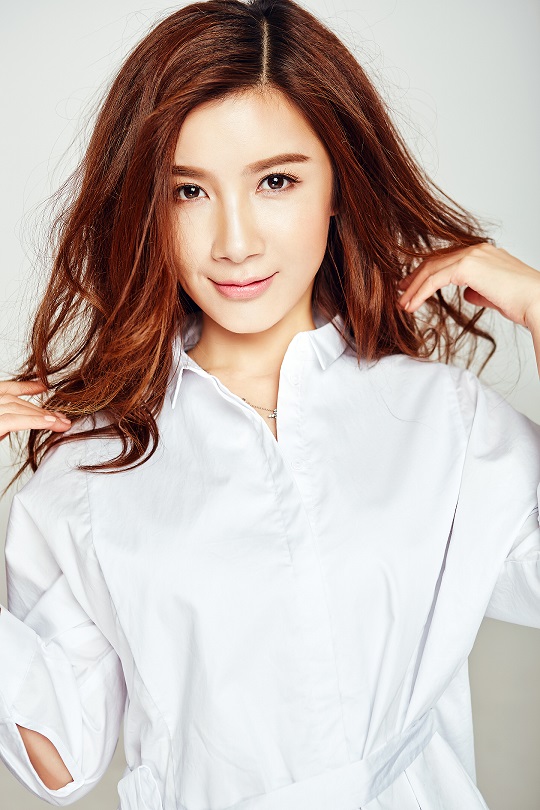 别开门开机徐立加盟挑战双重人格