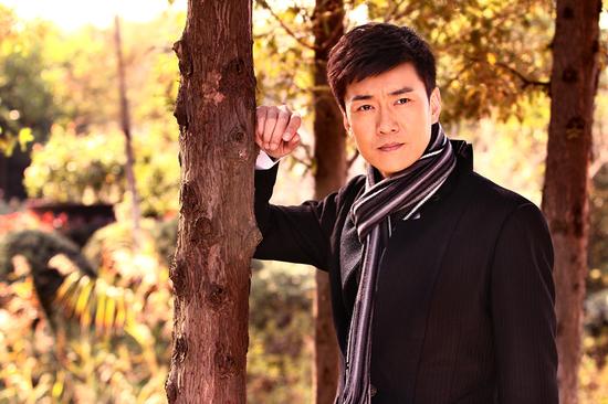 李进荣饰演刘嘉诚