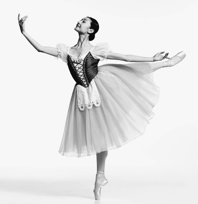 谭元元芭蕾工作室落户上戏希望有所回报