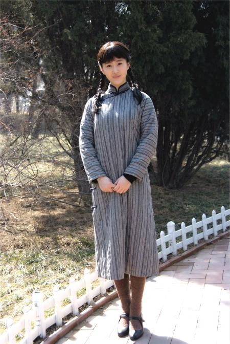 林伊婷拍《青岛往事》跟着黄渤变吃货