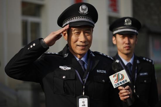 "揭秘"看守所新浪娱乐讯 反映看守所生活的电视剧《走进看守所》即将