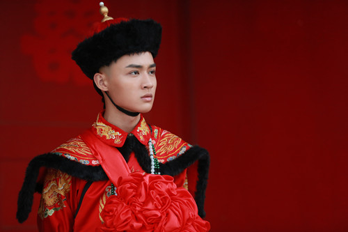 由高基才携手景甜[微博],聂远[微博],耿乐[微博]等主演的古装清宫剧