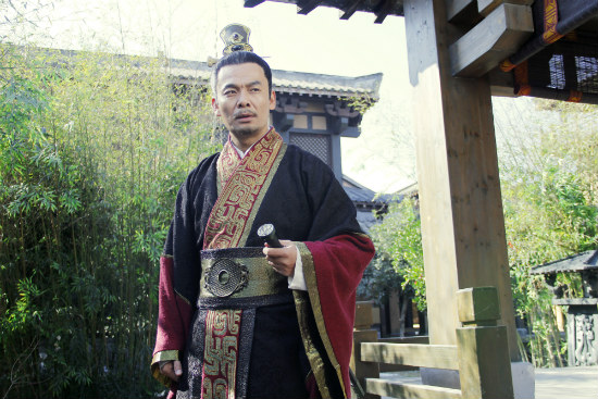 宋佳伦老成持重