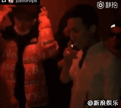 权志龙夜店抽烟豪饮醉酒