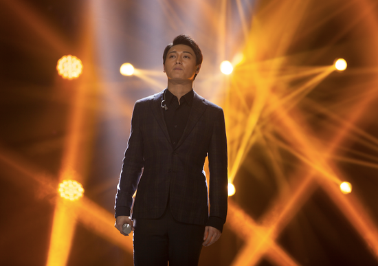 多亮我是歌手踢馆首唱《无字歌》燃音乐梦