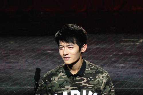 佟梦实甄别考试新浪娱乐讯 湖南卫视真人秀节目《一年级·大学季》自