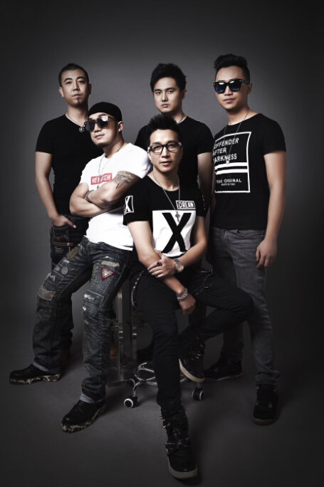 冲击力乐队全新单曲《我一定可以》mv首发