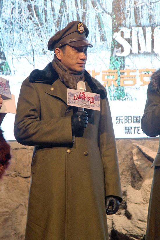 黄觉在发布会现场