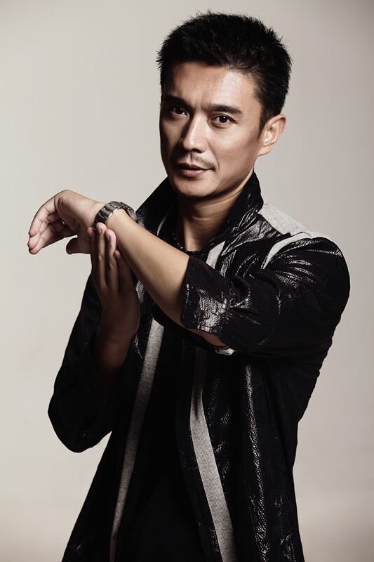 《俺娘田小草》大叔张明健跨龄当文艺知青