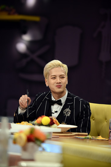 与同门师弟got7成员jackson王嘉尔共同参与了某节目的录制