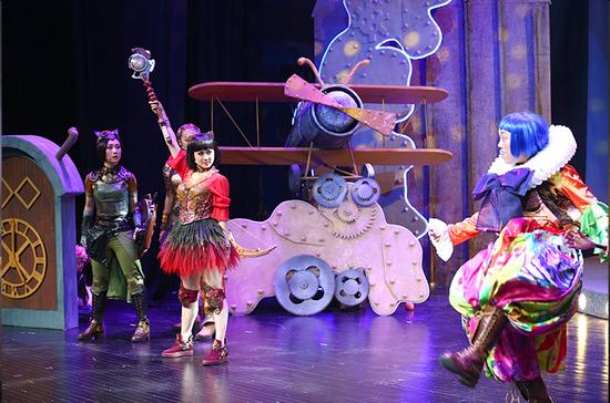 《猫力猫力》元旦放大招 释放孩子想象力|molly|儿童剧|导演_新浪娱乐