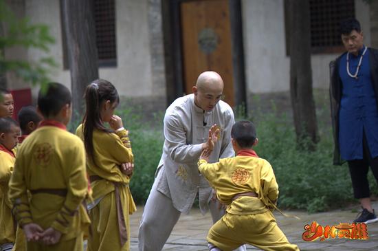 一龙教小和尚打拳950