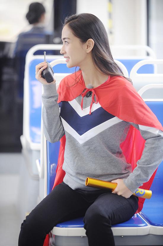 跑男团集体抗议节目组 ab爆笑智斗黑衣人|baby|鹿晗|邓超_新浪娱乐