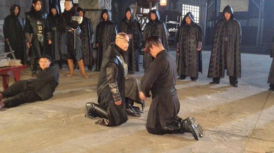 张春《卿本佳人》演独眼土匪 亦恶亦善