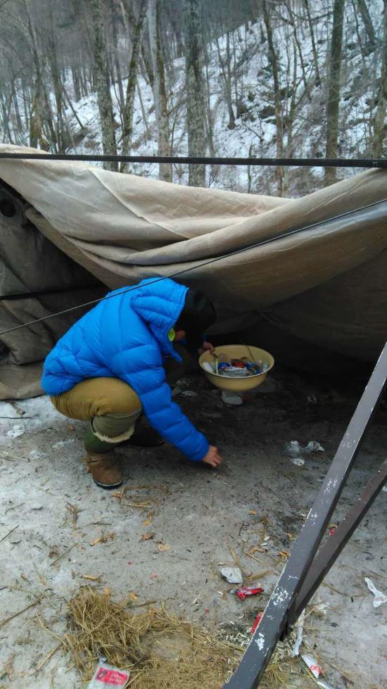 零下30度张睿手捡垃圾