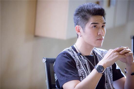 《花火》孟召重饰演齐骏