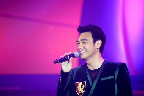 钟镇涛再度荣获金针奖献唱致敬香港乐坛