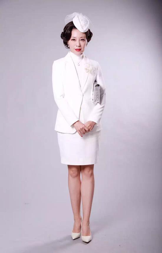 上官瞳煮妇神探民国夫人驾到