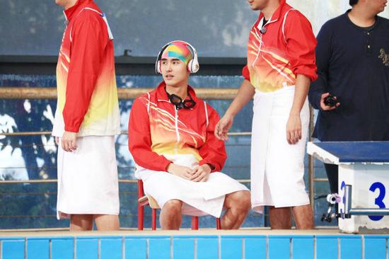 了不起的挑战阮经天化身游泳健将