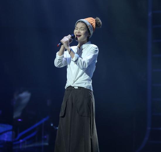 好歌曲开播势足苏运莹踢馆歌手