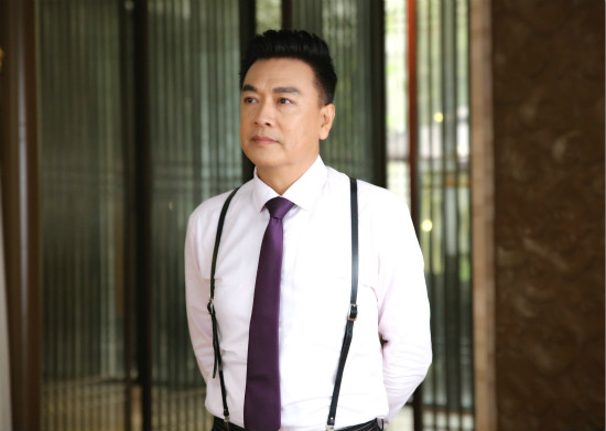 电视剧《寻找爱的冒险》 章申饰演 唐泓远《寻找爱的冒险》章申剧照