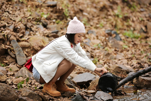 爱的冒险程砚秋踏上未知的探险之旅