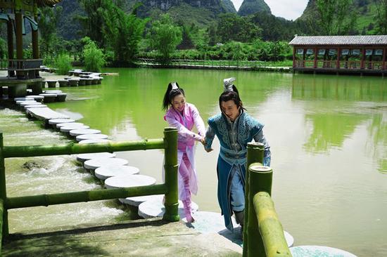 吴奇隆韩雨芹剧照