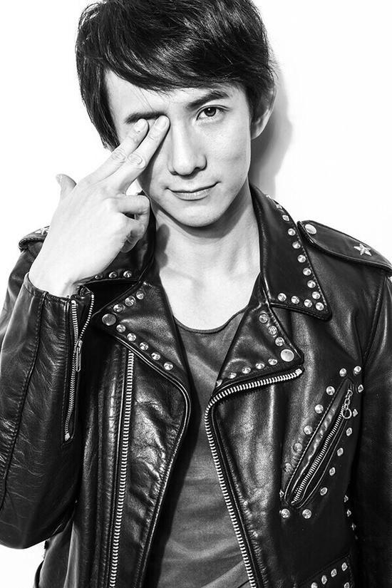 夏炎做客访谈节目大方分享心路历程