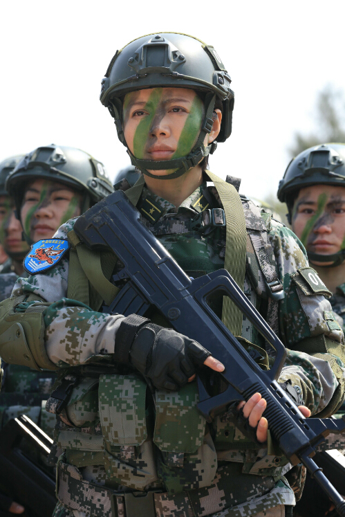 《特种兵4》三角恋变成八角恋