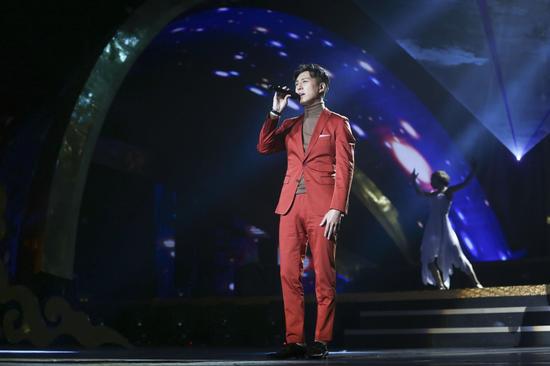 老干部靳东献唱