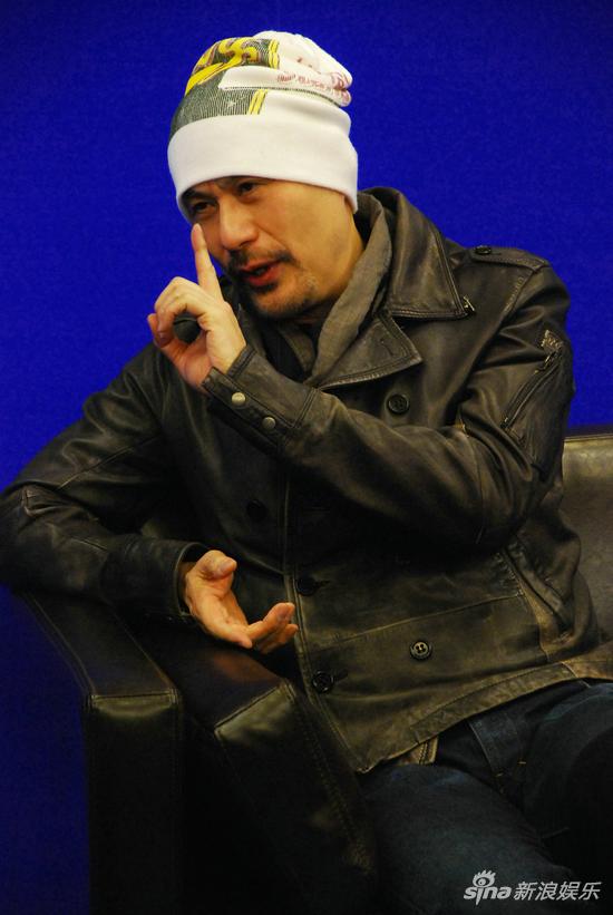 徐锦江畅聊创作趣事 "任性"引发想象空间