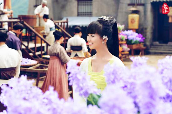 《青丘狐》彩旗付辛博演绎12岁年龄差萌cp