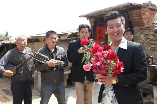 《当我们年轻的时候》首映 叮当长大了