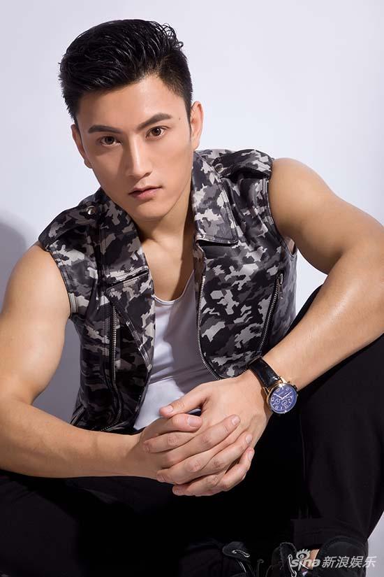 新晋小生叶超新作上映 青春矫健演绎暖男