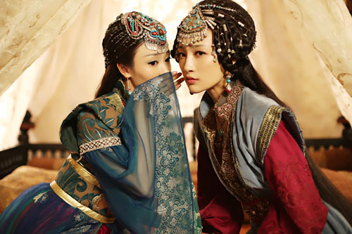 曲双双饰演云古特