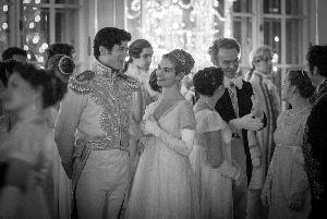 舞会上的安德烈和娜塔莎