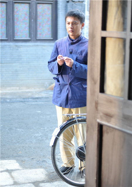 崔林《天伦》饰裴振达