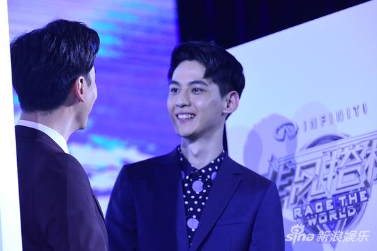 唐晓天郑元畅互动