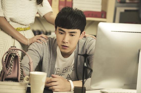 张睿饰演张皓天