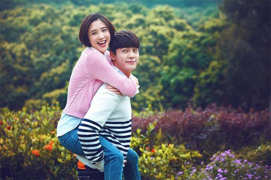 《因为爱情》剧照