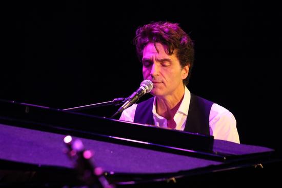 理查马尔克斯深情