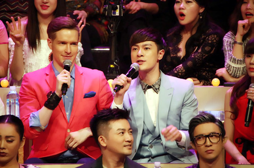 “神右耳”万思维超越薛之谦